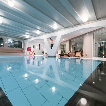 Hotel Gran Paradis Кампітелло-ді-Фасса Екстер'єр фото