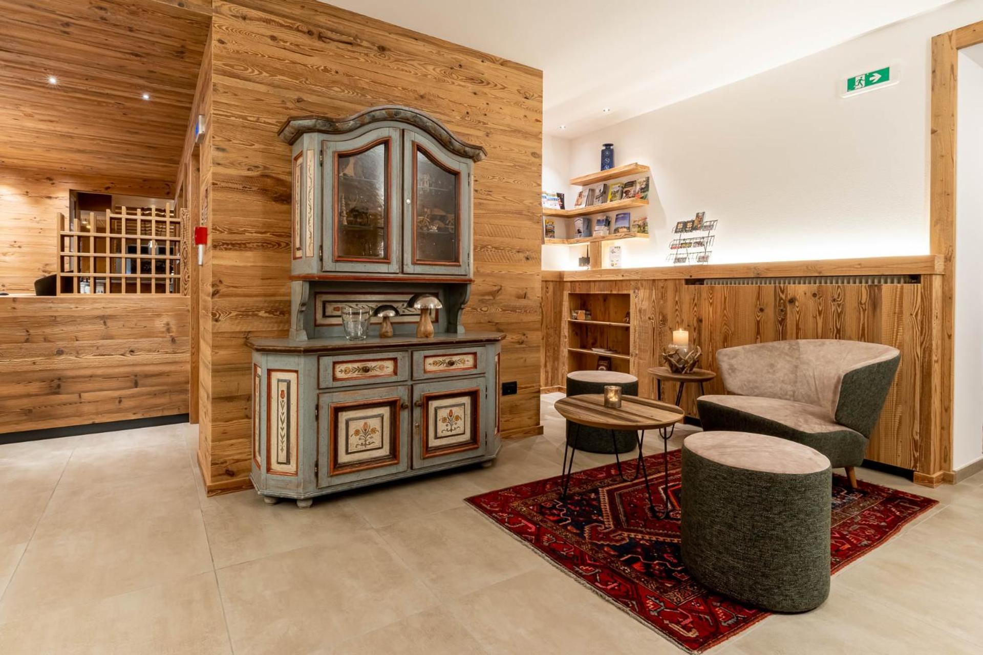 Hotel Gran Paradis Кампітелло-ді-Фасса Екстер'єр фото